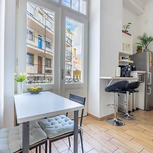 Gellerico At Deak Square Homestay Budapest